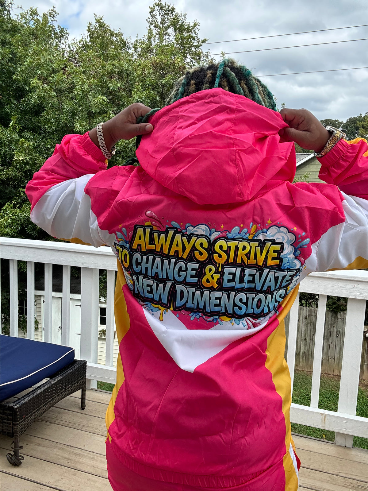 ASCEND™ Windbreaker